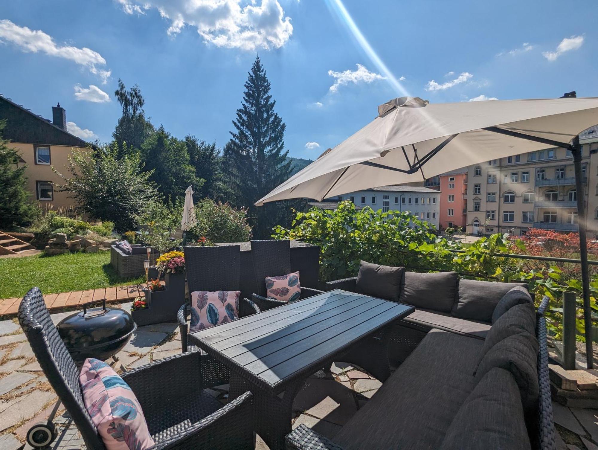F2 - Urlaubsmagie Sauna, Whirlpool, Pool & Garten Sebnitz Exteriér fotografie