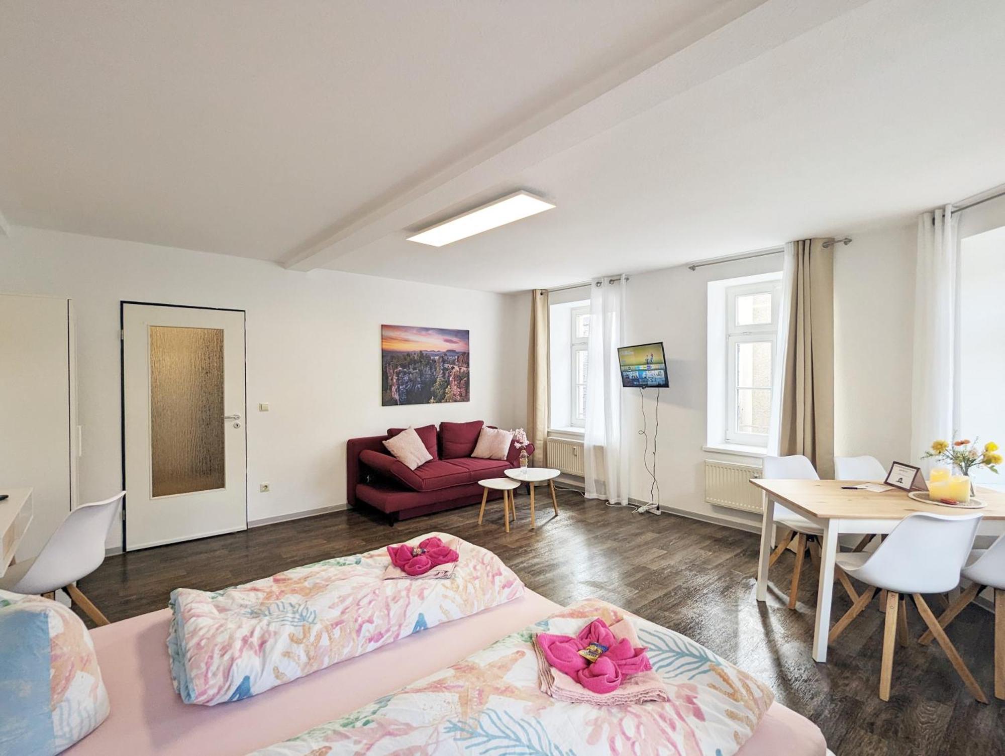 F2 - Urlaubsmagie Sauna, Whirlpool, Pool & Garten Sebnitz Exteriér fotografie